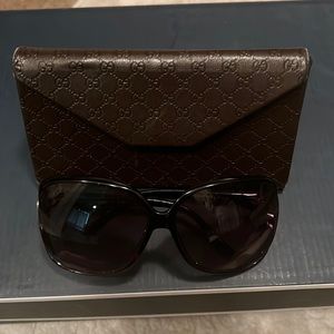 Gucci Sunglasses 🕶️